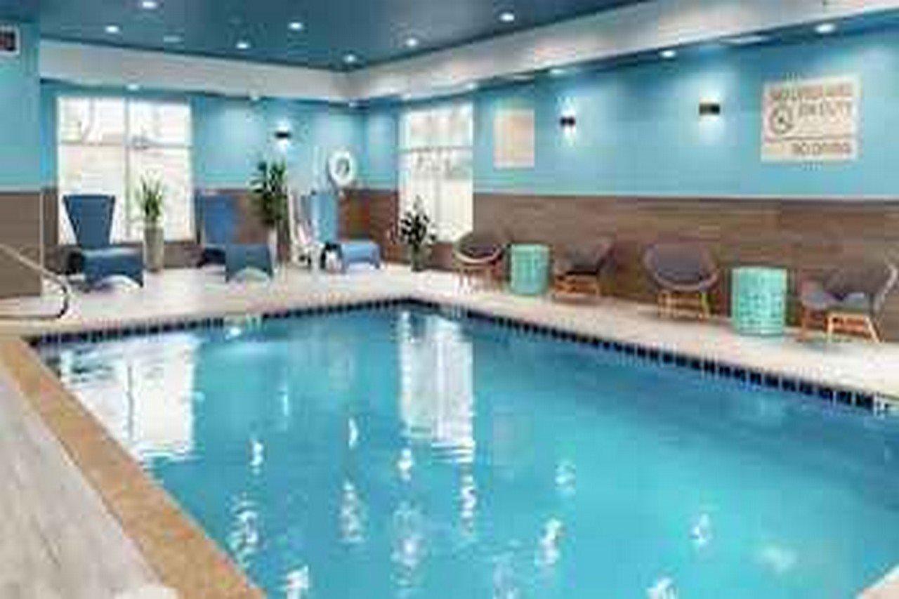 Hampton Inn & Suites Erie Bayfront Eksteriør billede