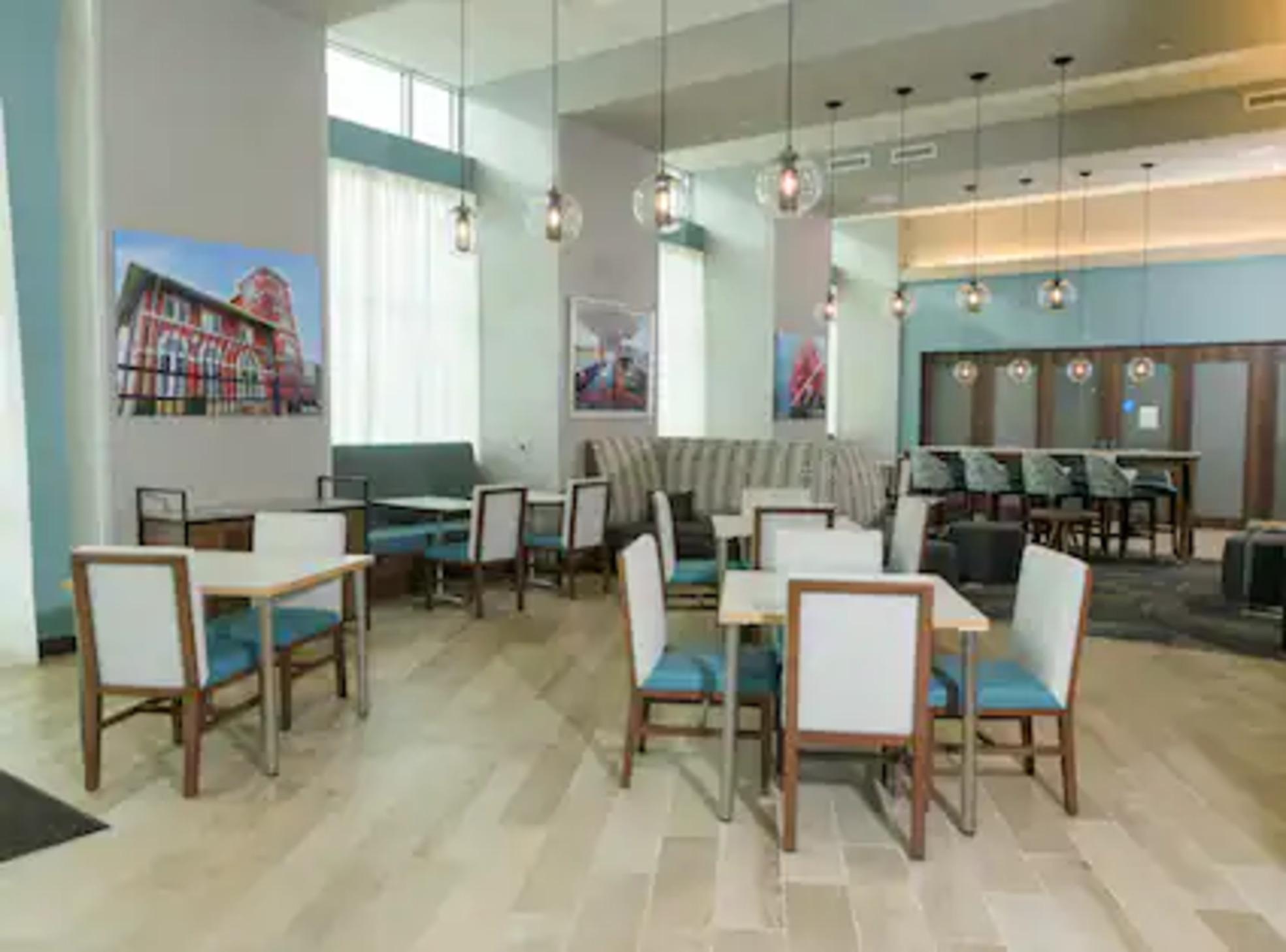 Hampton Inn & Suites Erie Bayfront Eksteriør billede