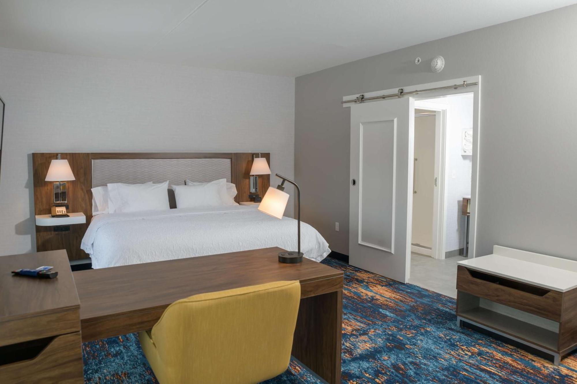 Hampton Inn & Suites Erie Bayfront Eksteriør billede