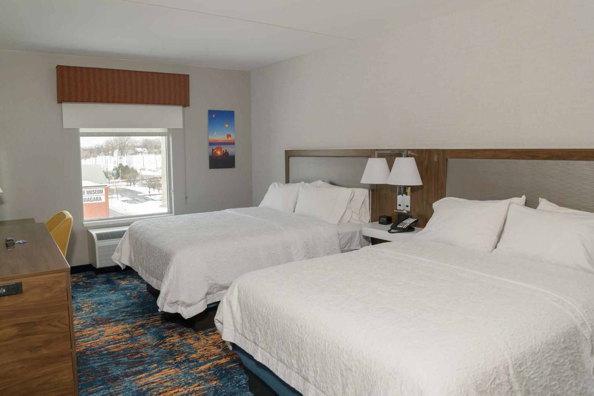 Hampton Inn & Suites Erie Bayfront Eksteriør billede