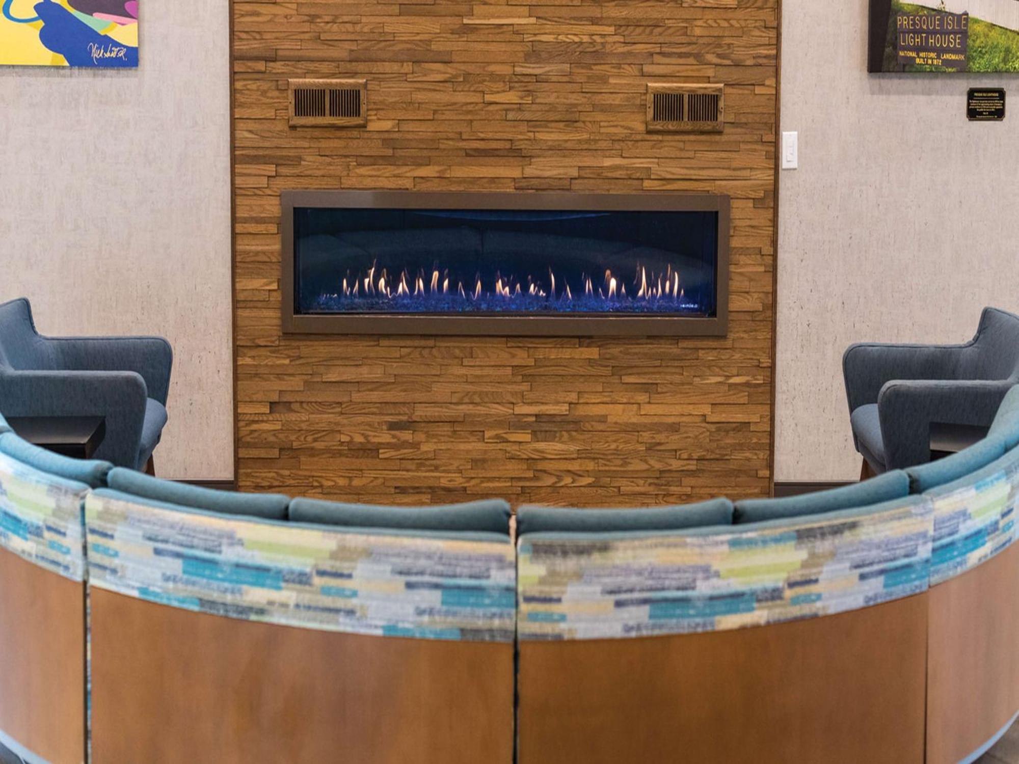Hampton Inn & Suites Erie Bayfront Eksteriør billede